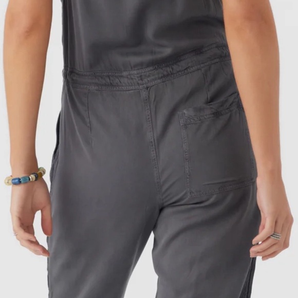 Brand New O”Neill overalls - Picture 3 of 3